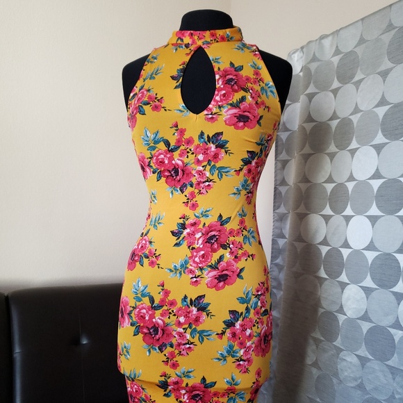 & Harmony Dresses & Skirts - Mini dress pink flower detail